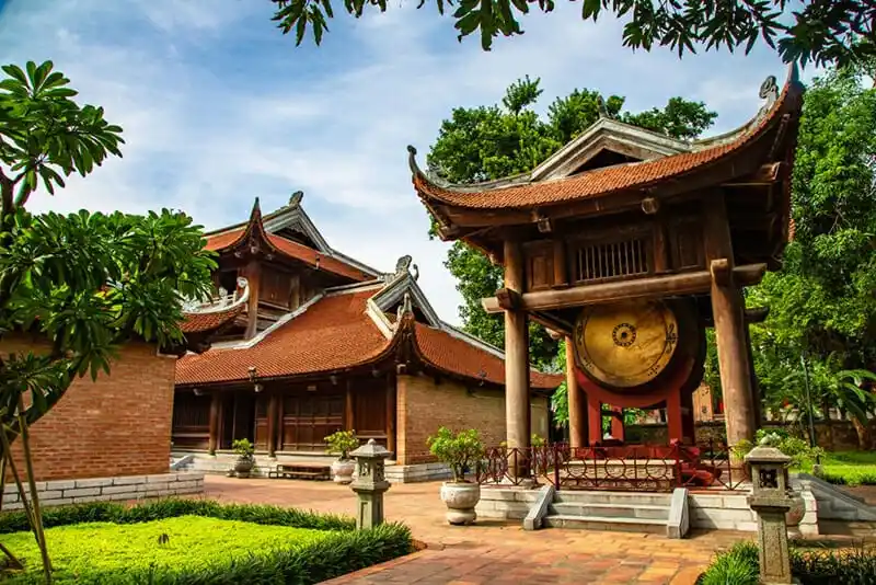 /media/image_of_places/The-Temple-of-Literature-Hanoi.webp