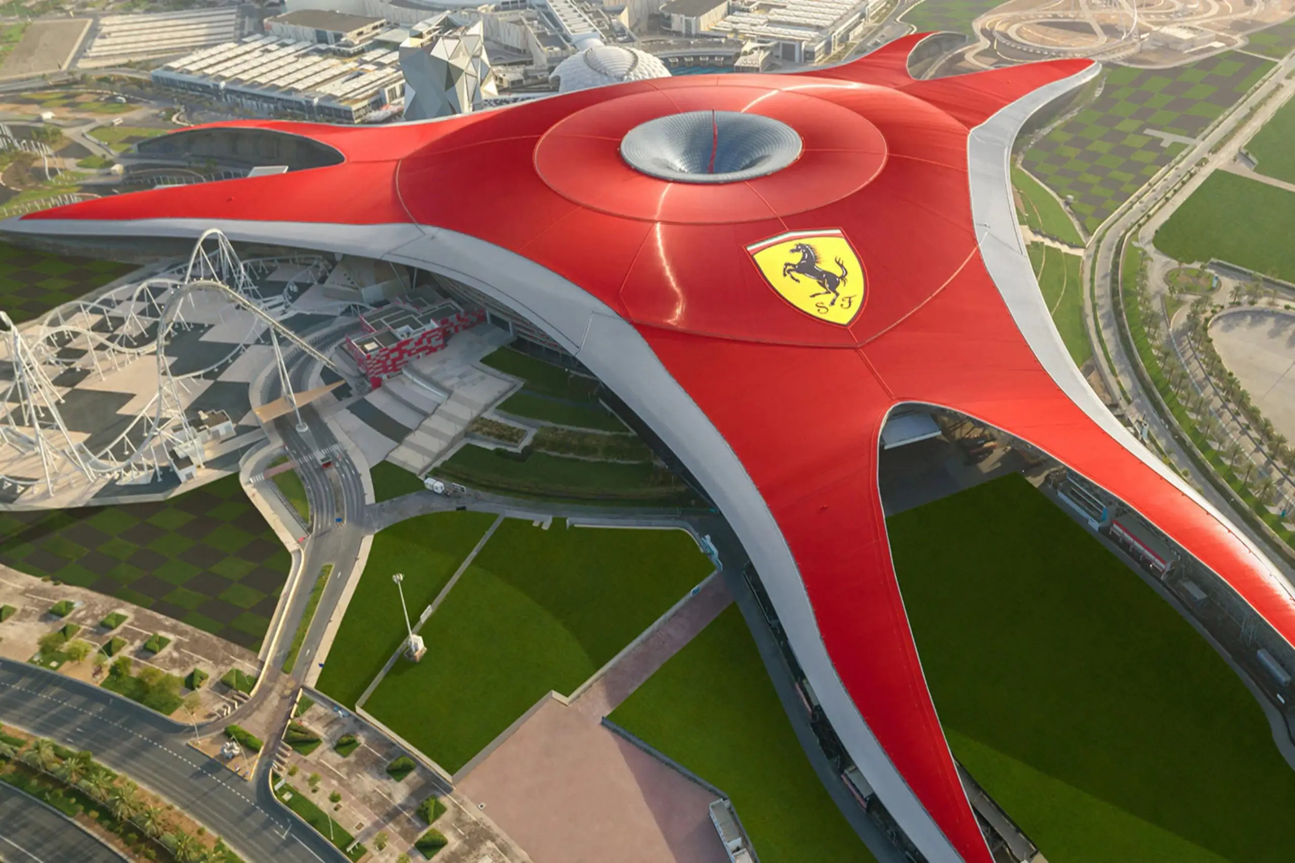 /media/image_of_places/ferrari_world.webp