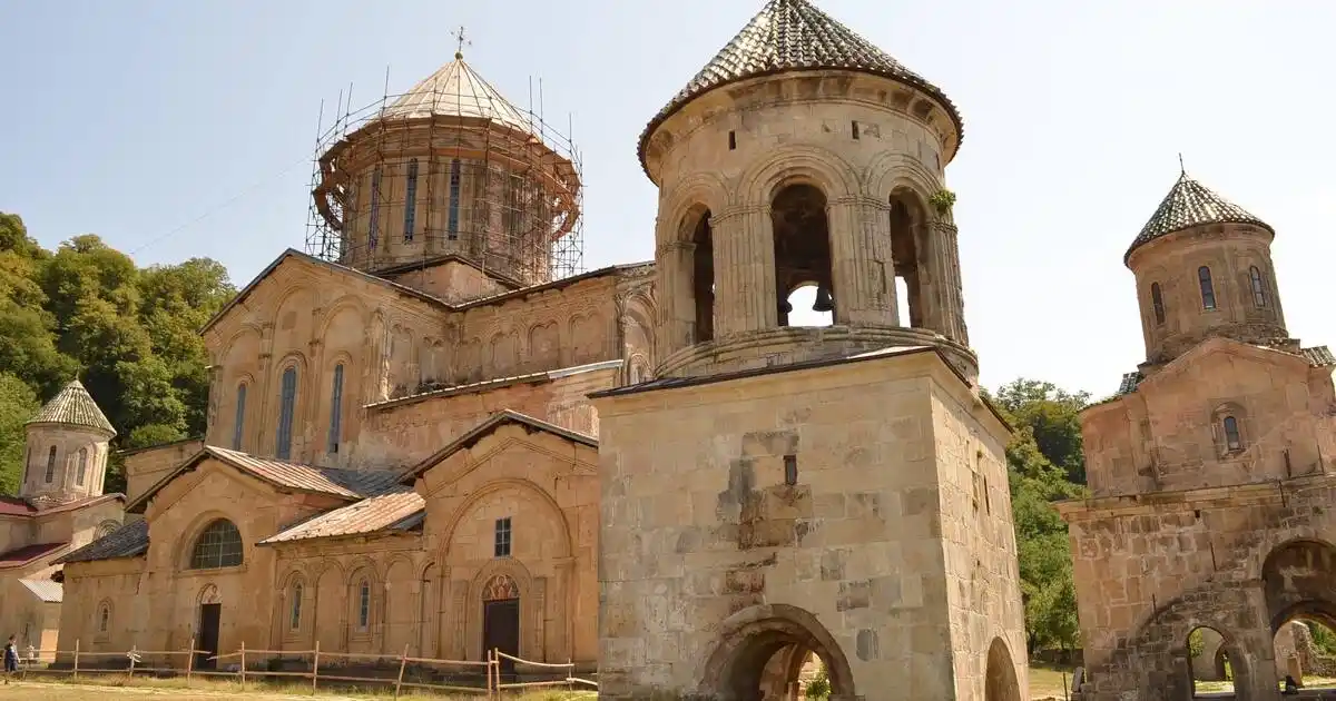 /media/image_of_places/gelaty_monastyry.webp