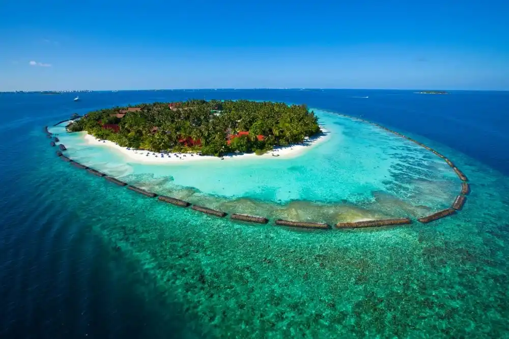 /media/image_of_places/kurumba.webp